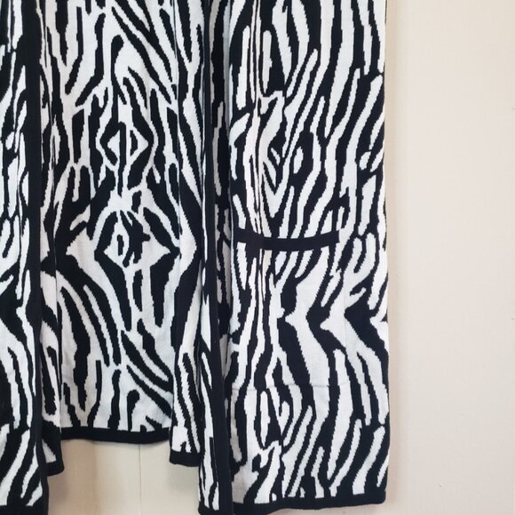 Chicos 3 Womens 16 Cardigan Sleeveless Zebra Print Maggie Vest Stripe Black NWT - Picture 6 of 7
